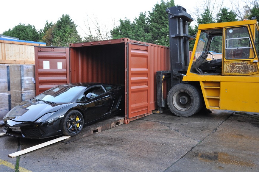 How Does Container Auto Shipping Work