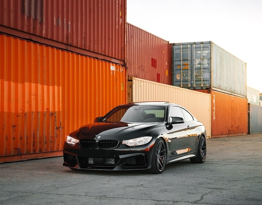 What Vehicles Are Shipped With a Container